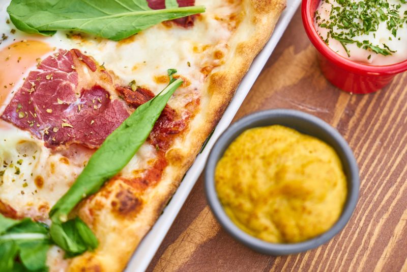 Giordanos Spinach and Cheese Stuffed Pizza